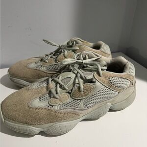 Yeezy Sneakers in Beige and Gray